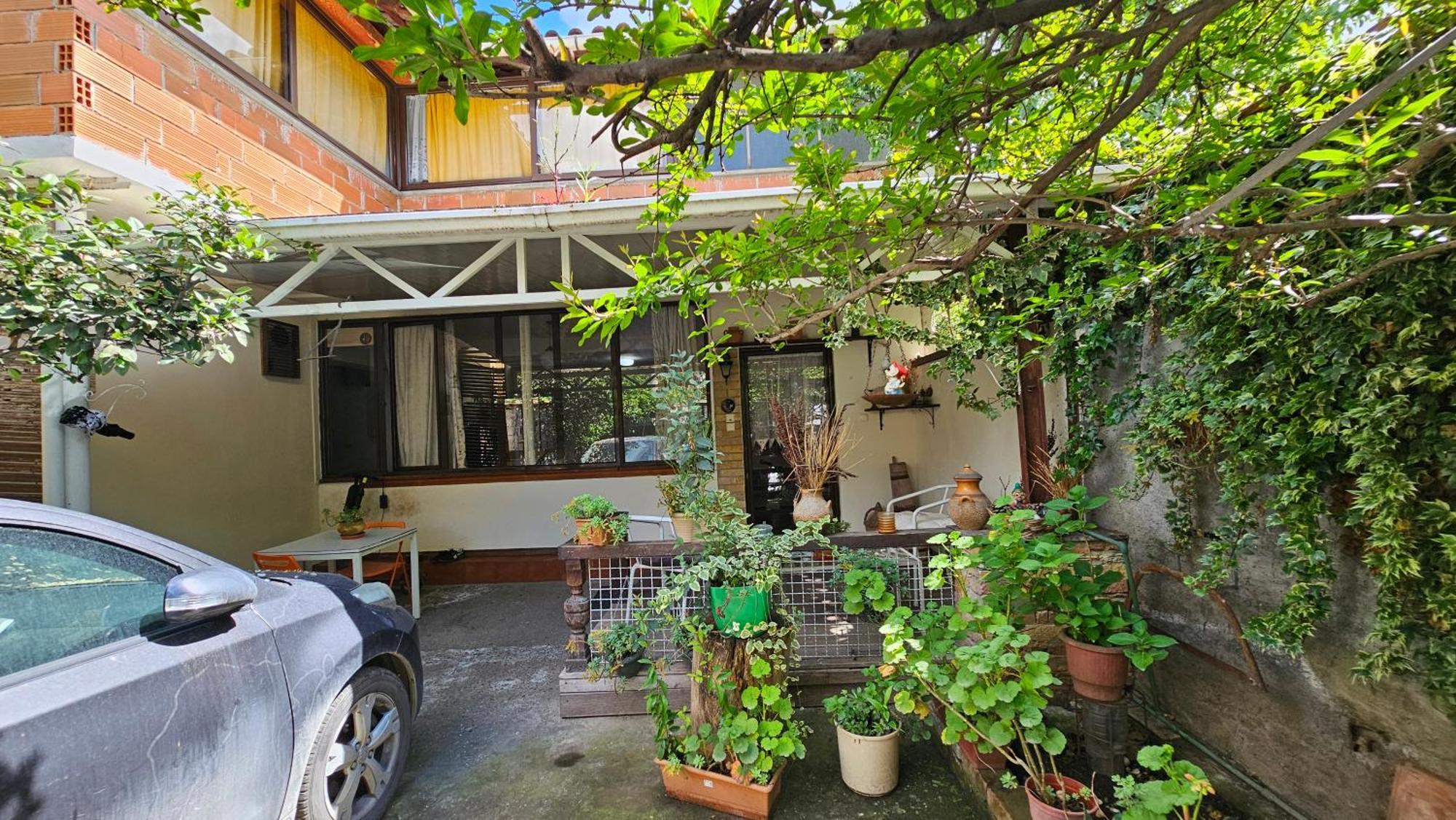 Angie's Shared Tam Accommodatie bij particulieren Tirana